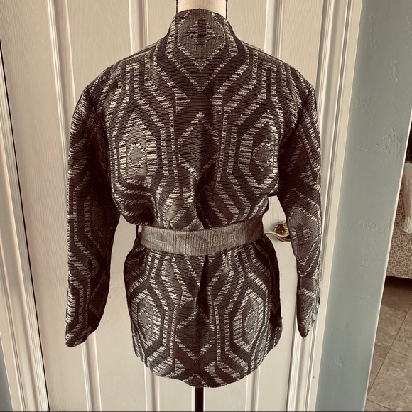 NWT IRO Bianza Kimono Style JKT Sz 38 BLK/Ecru/Sil - Picture 16 of 16